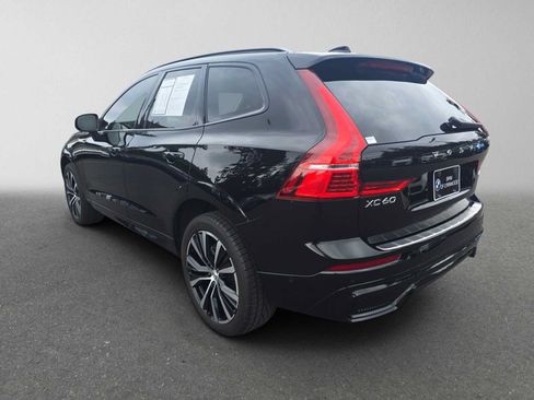 Used 2023 Volvo XC60 B5 Plus w/ Climate Package AWD/4WD image 5