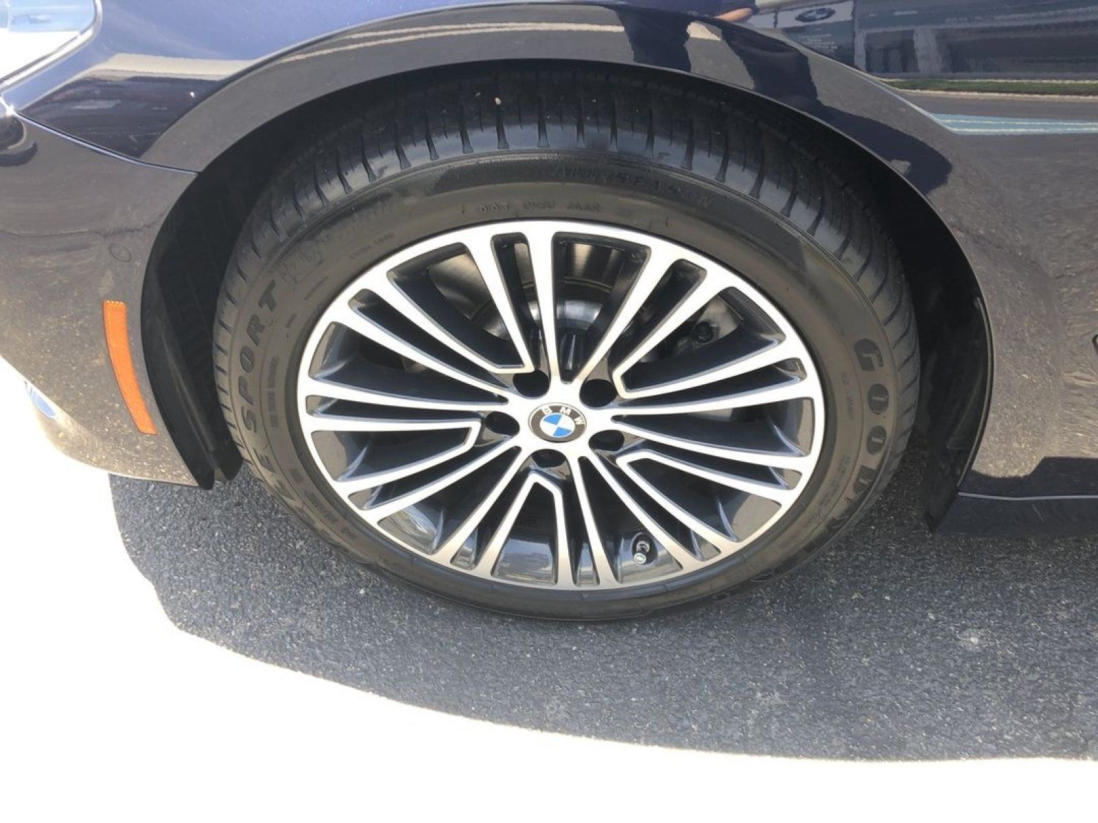 Used 2017 BMW 540i RWD image 16