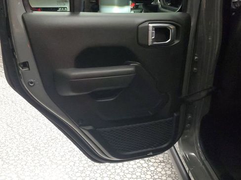 Used 2023 Jeep Wrangler Unlimited w/ 8.4" Radio Group AWD/4WD image 16