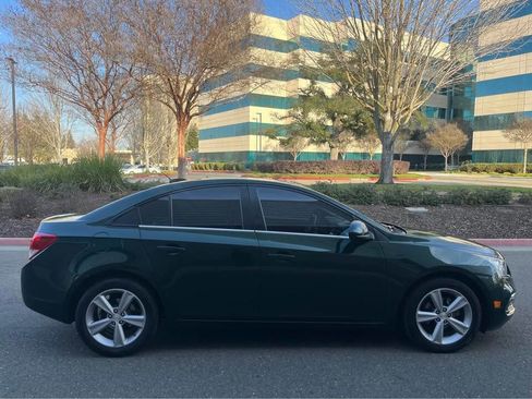 Used 2015 Chevrolet Cruze LT image 6