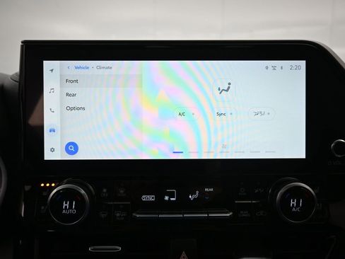 Used 2023 Toyota Highlander Limited image 18