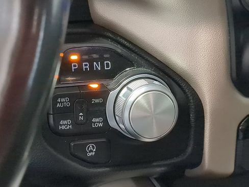 Used 2022 RAM 1500 Laramie AWD/4WD image 37