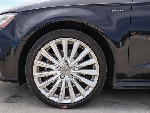 Used 2017 Audi A3 e-tron Premium Plus w/ Premium Plus Package image 11