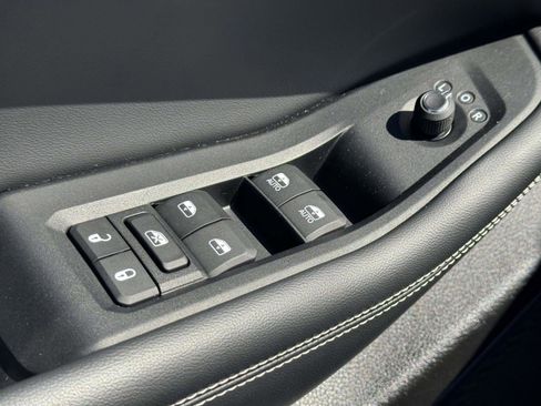 Certified 2023 Jeep Grand Cherokee L Limited AWD/4WD image 14