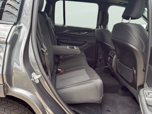 New 2026 Jeep Grand Cherokee Laredo X AWD/4WD image 12