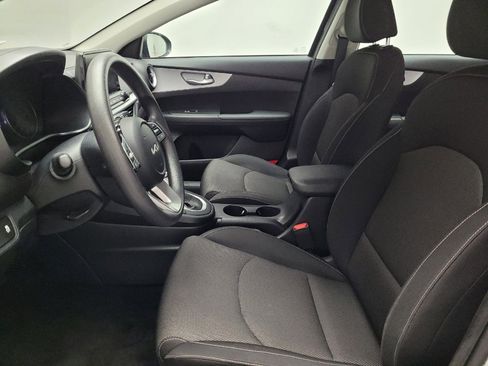 Used 2024 Kia Forte LXS image 17