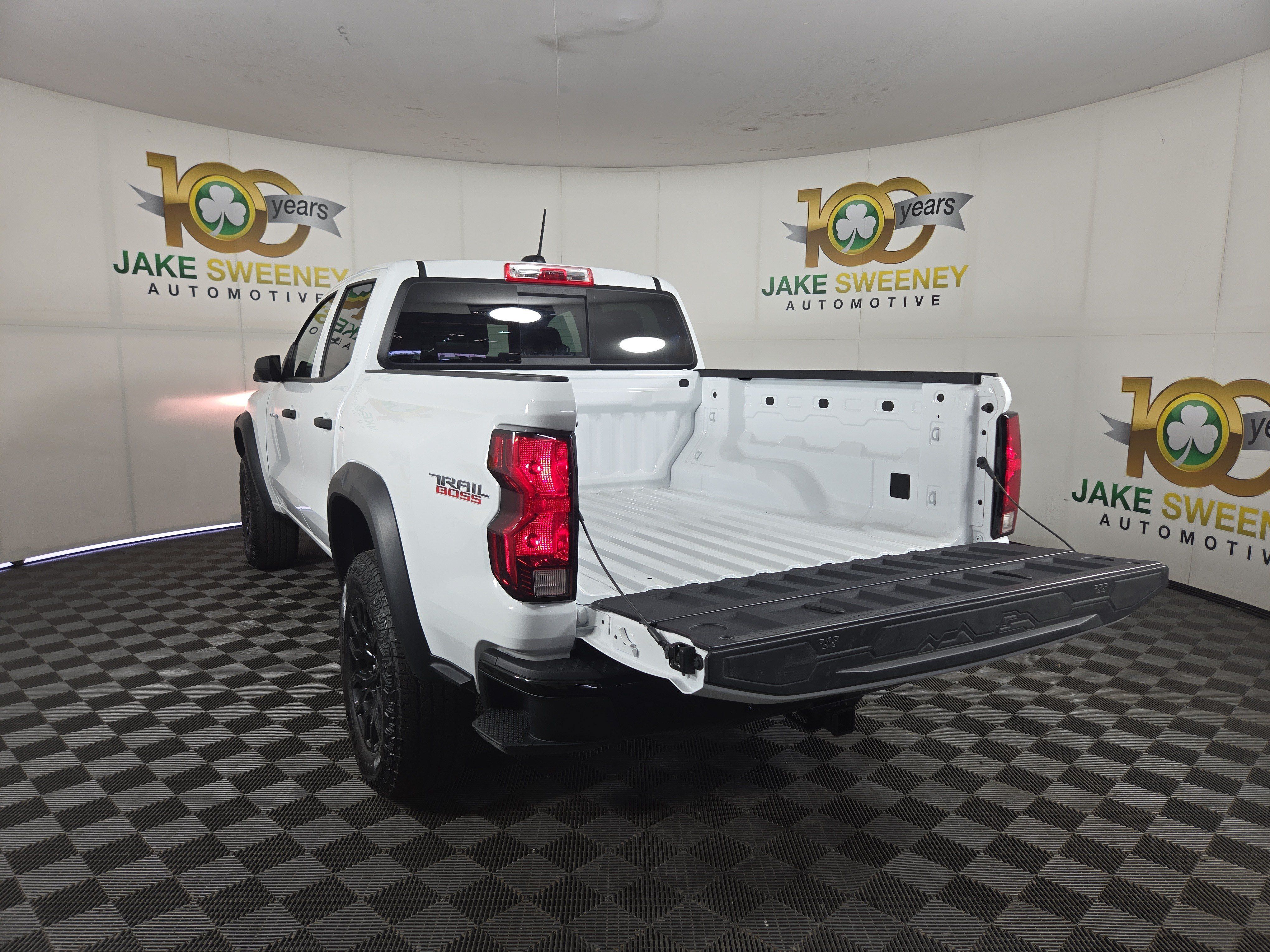 Certified 2024 Chevrolet Colorado Trail Boss w/ Advanced Trailering Package AWD/4WD image 31