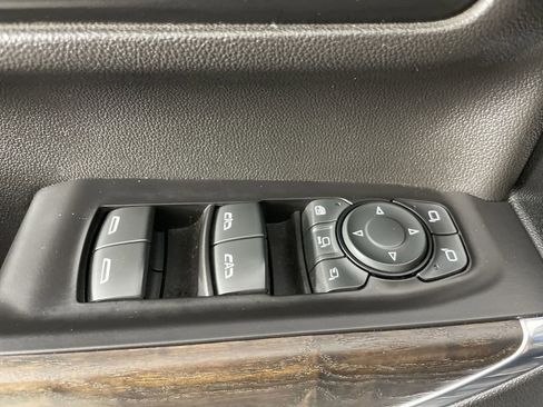 Used 2021 GMC Sierra 3500 Denali w/ Technology Package image 14