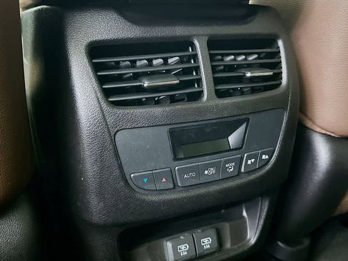 Used 2020 Acura MDX SH-AWD w/ Technology Package image 13