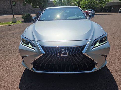Certified 2025 Lexus ES 350 w/ Premium Package FWD image 8
