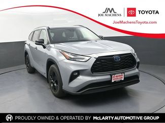 Used 2024 Toyota Highlander XLE 360° Tour