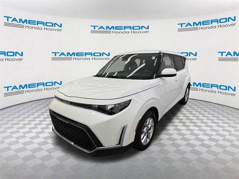 Used 2024 Kia Soul LX w/ Option Group 015 image 1