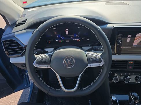 New 2026 Volkswagen Taos S image 21