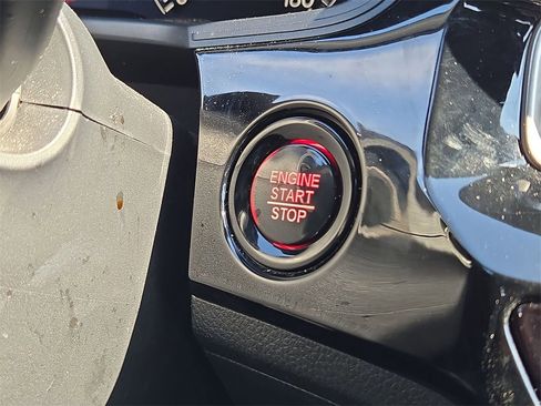 Used 2025 Honda Civic Sport image 19