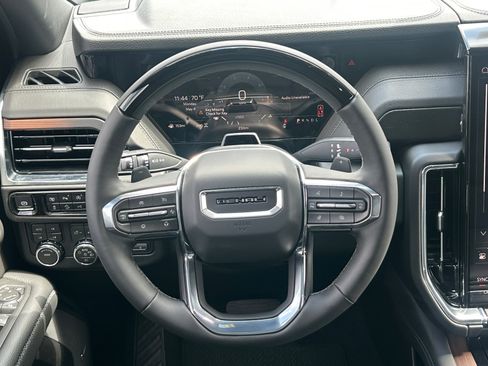 New 2026 GMC Yukon Denali w/ Advanced Technology Package AWD/4WD image 13
