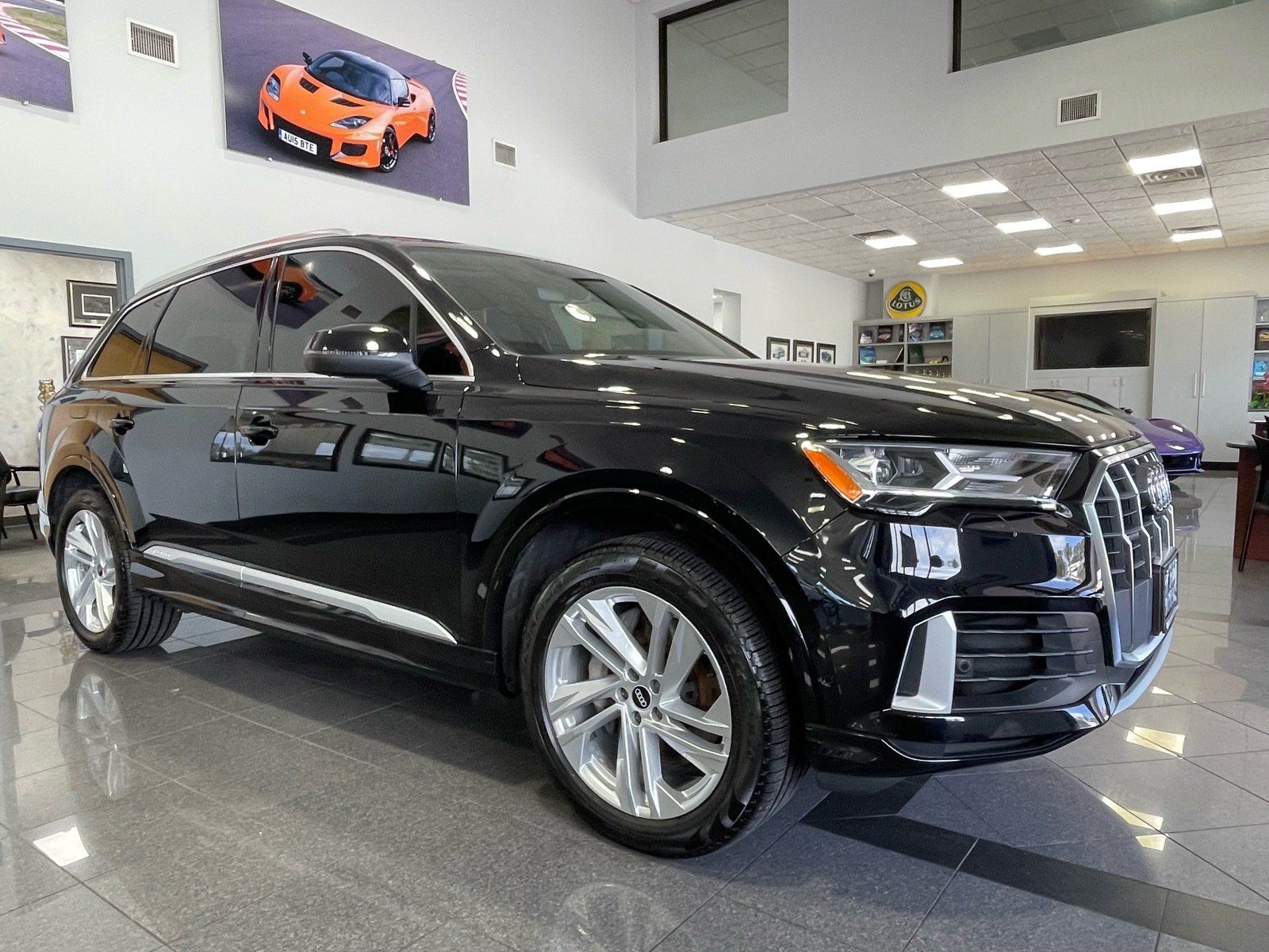 Used 2021 Audi Q7 3.0T Premium AWD/4WD image 7
