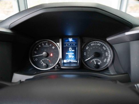 Used 2023 Toyota Tacoma TRD Sport w/ Advanced Technology Package image 16