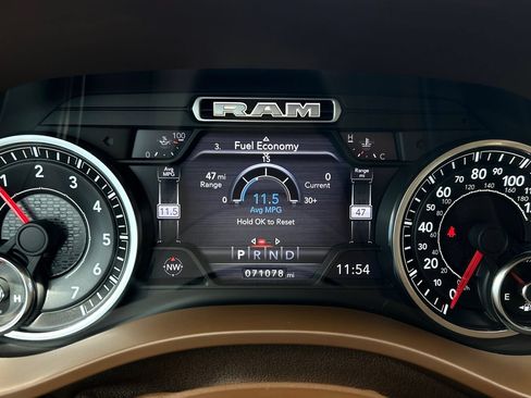 Used 2019 RAM 1500 Laramie AWD/4WD image 20