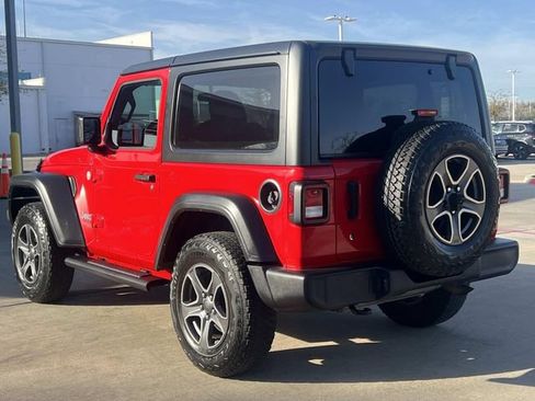 Used 2019 Jeep Wrangler Sport image 9