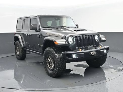 Used 2021 Jeep Wrangler Unlimited Rubicon w/ Dual Top Group AWD/4WD image 3