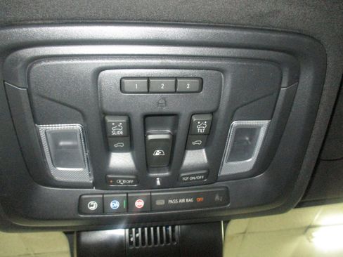 New 2026 GMC Sierra 2500 Denali Ultimate AWD/4WD image 34