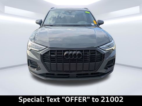 Certified 2023 Audi Q3 2.0T Premium w/ Convenience Package AWD/4WD image 10