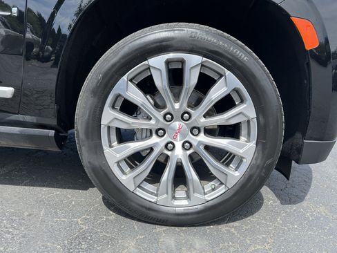 Used 2022 GMC Yukon Denali w/ Max Trailering Package AWD/4WD image 11