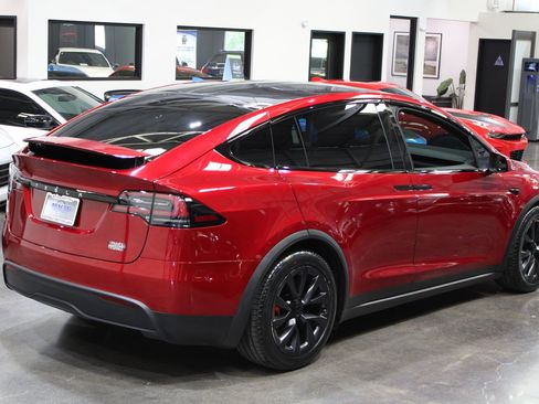 Used 2023 Tesla Model X Plaid image 16