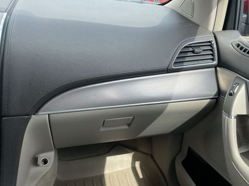 Used 2013 Lincoln MKX AWD image 16