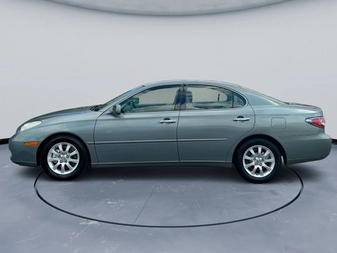 Used 2002 Lexus ES 330 FWD image 4