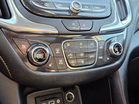 Used 2023 Chevrolet Equinox Premier image 33