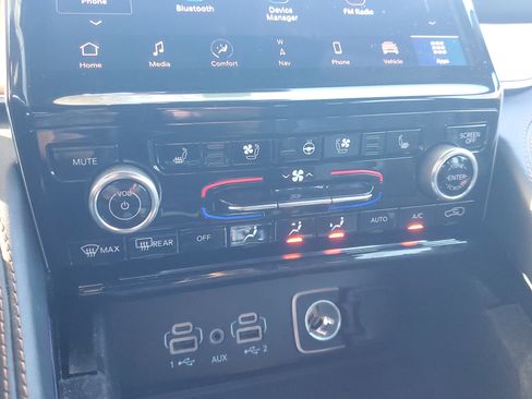 Used 2021 Jeep Grand Cherokee L Summit image 21