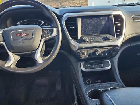 Used 2021 GMC Acadia SLT w/ Elevation Edition image 8