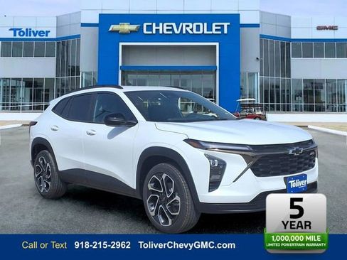 New 2026 Chevrolet Trax RS image 1