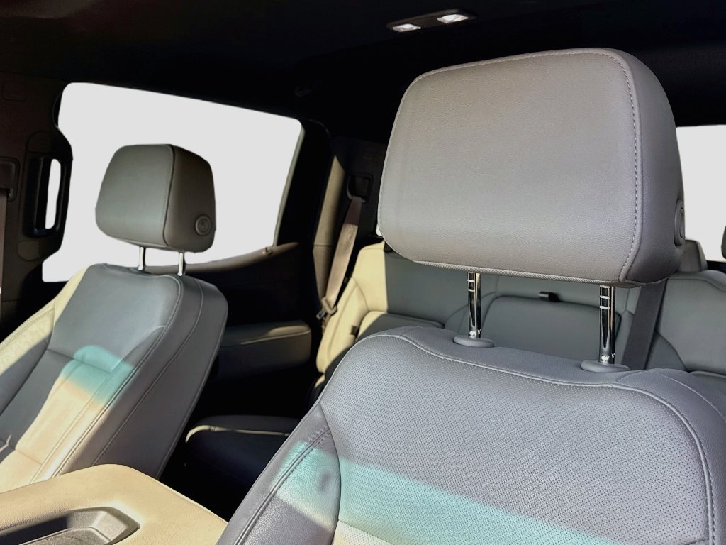Used 2020 Chevrolet Silverado 1500 LTZ w/ Safety Package RWD image 13