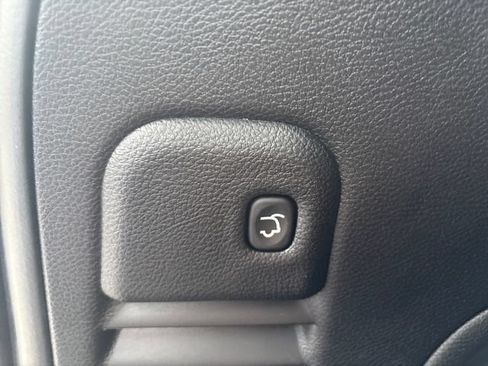 Used 2021 Jeep Grand Cherokee Limited AWD/4WD image 24