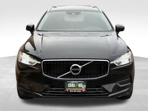 Used 2019 Volvo XC60 T5 Momentum w/ Premium Package image 2