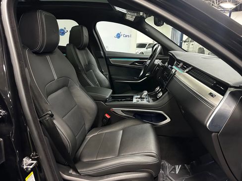 Used 2025 Jaguar F-PACE R-Dynamic S image 24