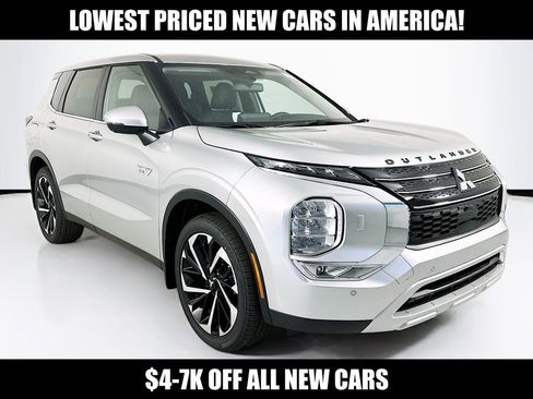 New 2024 Mitsubishi Outlander SE image 1