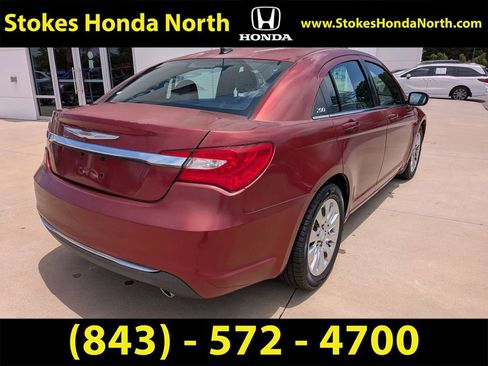 Used 2014 Chrysler 200 LX FWD image 4