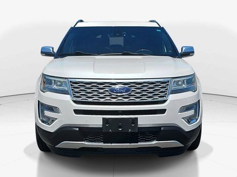 Used 2016 Ford Explorer Platinum AWD/4WD image 9