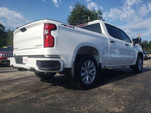 Used 2020 Chevrolet Silverado 1500 Custom w/ Custom Value Package AWD/4WD image 7