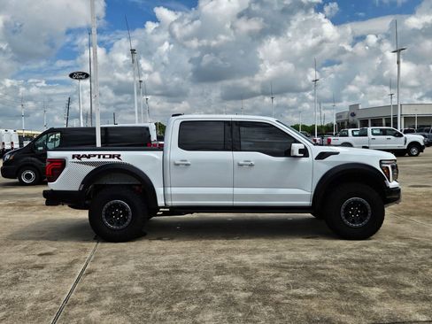 Used 2025 Ford F150 Raptor AWD/4WD image 2