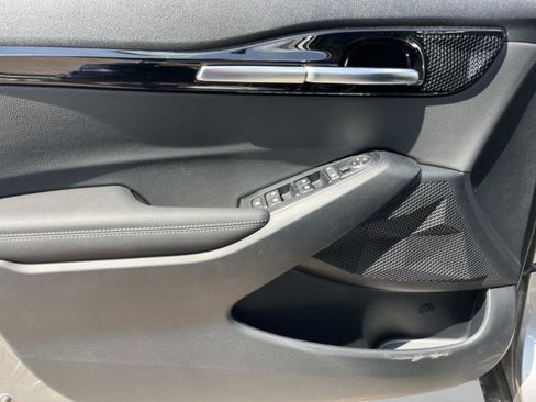 New 2026 Kia Seltos S FWD image 19
