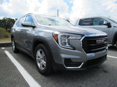 Used 2024 GMC Terrain SLE w/ Driver Convenience Package