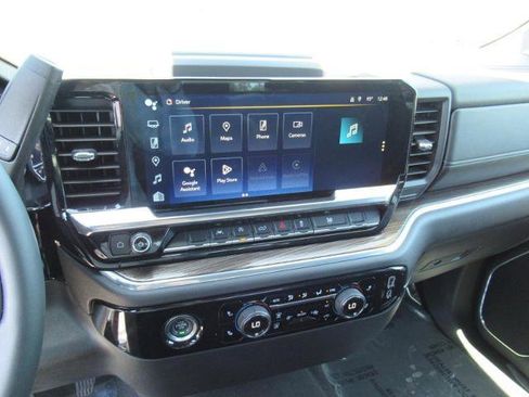 Certified 2024 Chevrolet Silverado 1500 LT AWD/4WD image 24