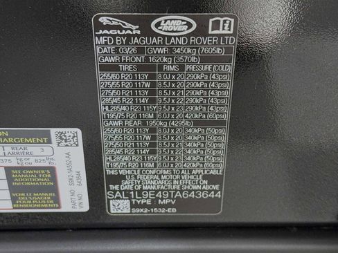 New 2026 Land Rover Range Rover Sport Dynamic SE AWD/4WD image 33