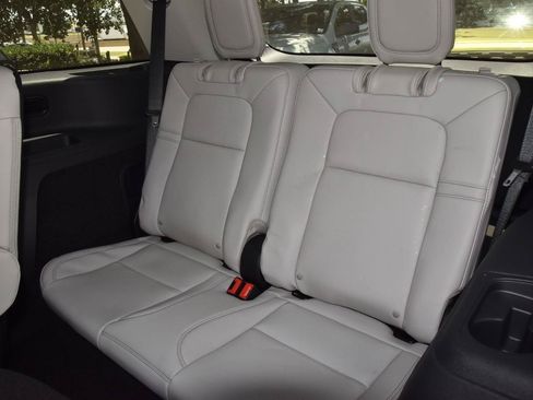 New 2026 Lincoln Aviator 2WD image 15