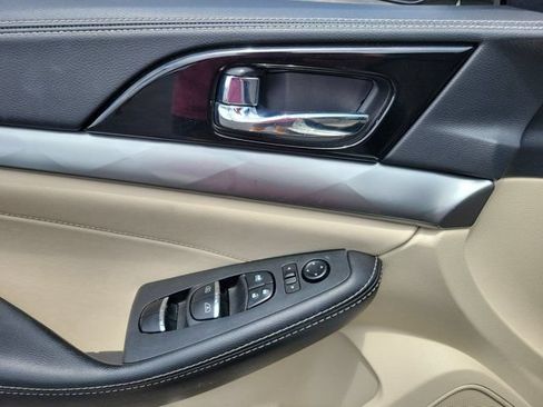 Used 2023 Nissan Maxima SV w/ Floor Mat Group FWD image 6