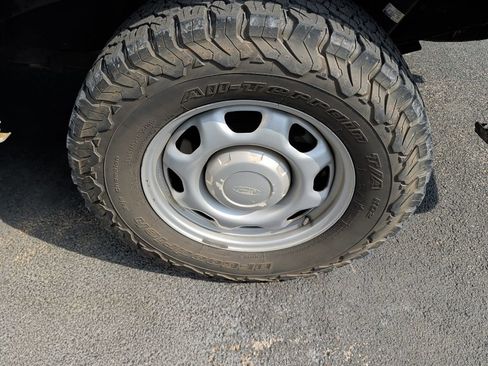 Used 2019 Ford F150 XL w/ Equipment Group 101A Mid image 5